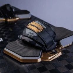 Crazyfly Elite IV - Freeride / Freestyle Kiteboard Discounts Apply ! -Windglide Surfing Shop 900 crazyfly 2024 elite iv 6