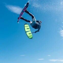 2023 Crazyfly Hyper - Big Air Kite - 25% Off Discounts Apply ! 10 2023 Crazyfly Hyper - Big Air Kite - 25% Off Discounts Apply ! -Windglide Surfing Shop crazyfly 2023 hyper size 4