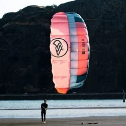 Flysurfer Hybrid - Hybrid Foil/Land/Snow Kite Discounts Apply ! 14 Flysurfer Hybrid - Hybrid Foil/Land/Snow Kite Discounts Apply ! -Windglide Surfing Shop flysurfer hybrid foil kite size 6