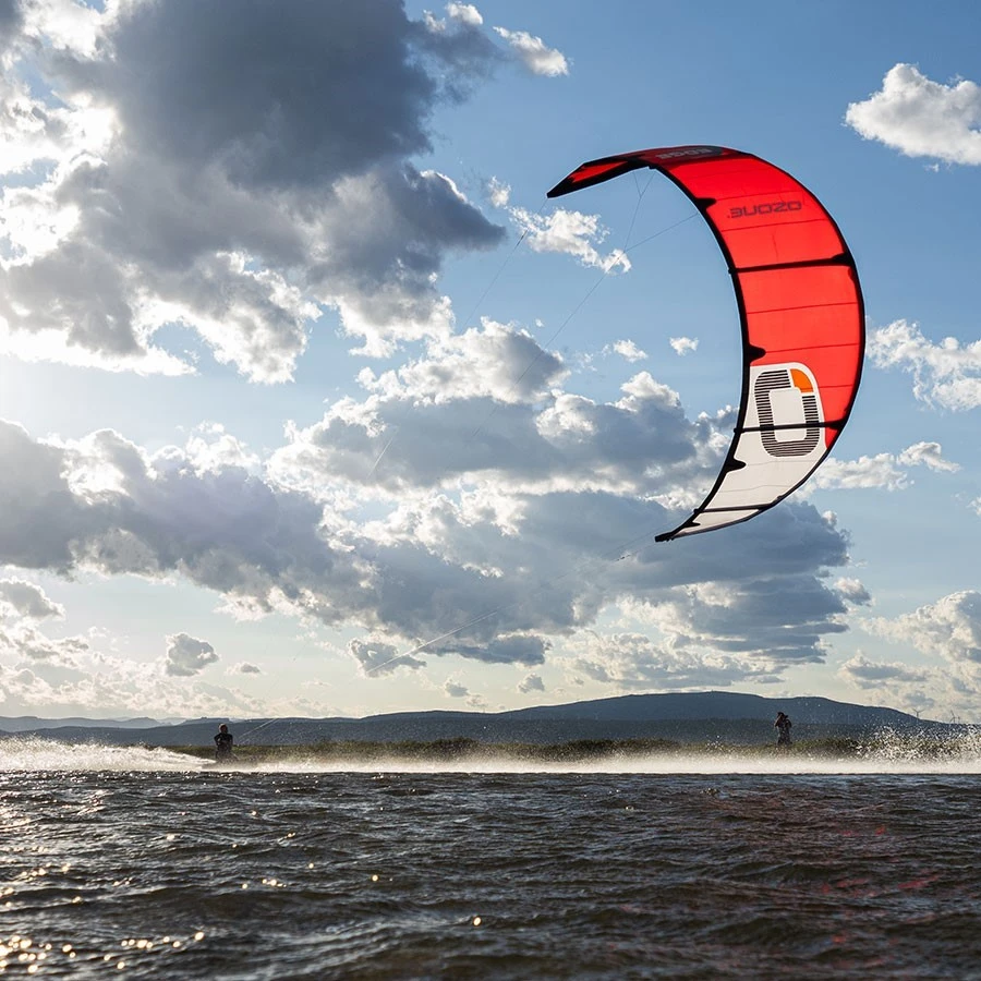 Ozone Edge V12 Freeride / Big Air / Race Kite Discounts Apply ! 8 Ozone Edge V12 Freeride / Big Air / Race Kite Discounts Apply ! - Image 6