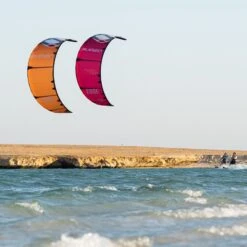 Ozone Edge V11 Freeride / Big Air / Race Kite - 20% Off Discounts Apply ! -Windglide Surfing Shop ozone edge v11 size bar 7