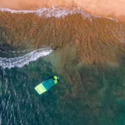 Slingshot Machine V2 Big Air Kite Discounts Apply ! -Windglide Surfing Shop slingshot 2023 machine v2 big air kite size 8